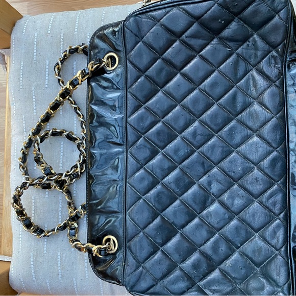 Vintage Chanel bag! - Picture 16 of 16